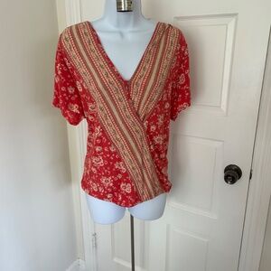 Size XL Coral Lucky Brand Floral V Neck Blouse